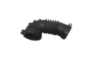 R2AJ13221 (MAZDA) Патрубок воздуха от КВФ 1 частьMazda 3 09-14