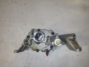 68252670AA (DODGE) Масляный насос 3.6MPI 24V ERB V6