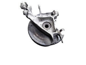 LR043594 (LAND ROVER) Цапфа задняя леваяRange Rover Sport 13-22 Range Rover 12-22