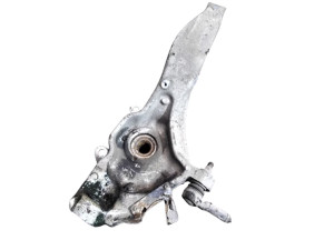 LR043582 (LAND ROVER) Поворотный кулак левыйRange Rover Sport 13-22 Range Rover 12-22