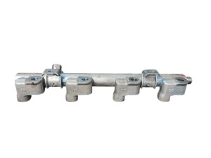 1570053S00 (SUZUKI) Топливная рейка металл бензин 1.4T-GDI Hybrid 16VSuzuki Vitara 15- Suzuki SX-4 S-Cross 14-21
