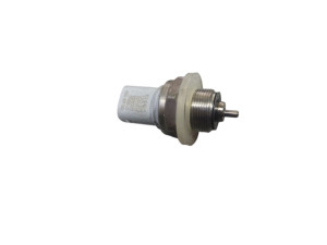 4N0959126K (VW) Датчик давления кондиционера и температурыVW ID.3 19- Audi Q4 E-Tron 21- Skoda Enyaq 20-