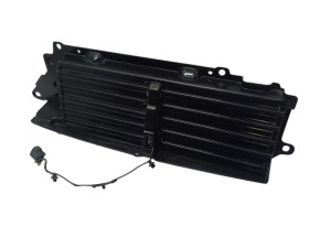 LR043742 (LAND ROVER) Дефлектор радиатора основного с заслонками 3.0TDI 24VRange Rover Sport 13-22 Range Rover 12-22