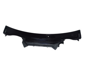 LR066548 (LAND ROVER) Пластик под лобовое стекло центрRange Rover Sport 13-22 Range Rover 12-22