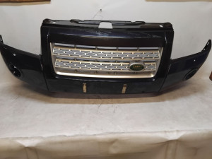 LR003848 (LAND ROVER) Бампер передний парктроник под омыватели фар в сборе -10