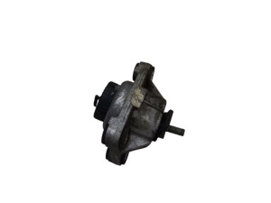 LR057721 (LAND ROVER) Опора двигателя правая левая 3.0TDI 24VRange Rover Sport 13-22