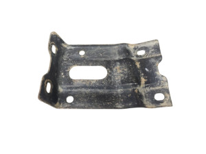 MR242623 (MITSUBISHI) Кронштейн переднього бампера лівийMitsubishi Pajero Sport 99-09