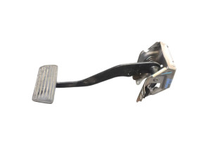 SKB104084PMA (LAND ROVER) Педаль тормоза АКПП металл с кронштейномLand Rover Freelander 96-06