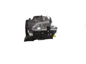 8X1837015E (AUDI) Замок двери передней левой 7 пиновAudi A5 16-24 Audi A4 15- Audi Q5 16-