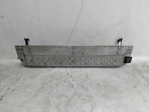 MR533016 (MITSUBISHI) Бампер задний средняя часть -03