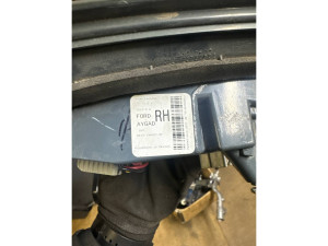 DS7313A602BF (FORD) Фонарь задний внутренний правый