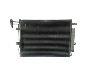 LR015556 (LAND ROVER) Радиатор кондиционера 3.0TDI 24VRange Rover Sport 05-13