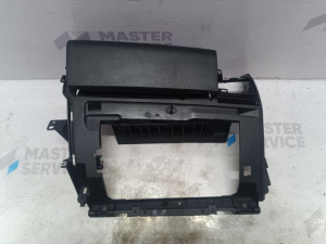LR021489 (LAND ROVER) Бардачок дополнительный правый