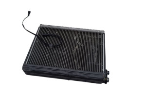LR015350 (LAND ROVER) Испаритель кондиционера 09-Range Rover Sport 05-13 Land Rover Discovery IV 09-16