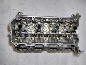 1110239335 (LEXUS) Головка блока голая левая 4.6MPI 32V 1UR-FE