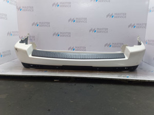 LR015113 (LAND ROVER) Бампер задний под парктроник 09-