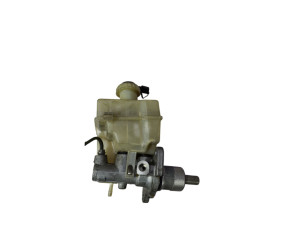 SJJ000040 (LAND ROVER) Главный тормозной цилиндр с бачкомRange Rover 02-12