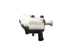 67117193172 (BMW) Привод замка лючка бакаBMW X1 E84 09-15