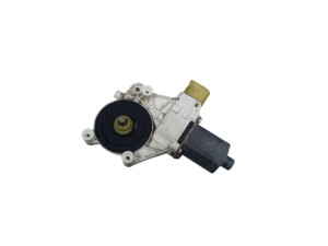 67626927028 (BMW) Моторчик стеклоподъемника передний правыйBMW 1 E81-88 04-11