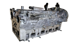 7701475071 (RENAULT) Головка блока голая 1.8MPI 16V F4P 774 85kWRenault Espace 02-15 Renault Scenic II 03-09 Renault Megane II 03-09