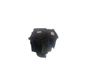 YQH500180 (LAND ROVER) Корпус блока предохранителей моторного отсека 2 частиRange Rover 02-12