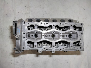 221103A100 (KIA) Головка блока голая 3.0CRDI 24V D6EB