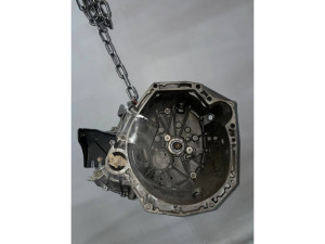 TL4000 (RENAULT) КПП 6 ступ стартер спереди спидометр с ABS 1.5DCI 8V