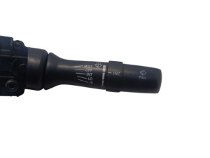 8465206220 (TOYOTA) Подрулевой переключатель правый -11 АнглияToyota Hilux 05-16 Toyota Camry 06-11 Lexus IS 05-13