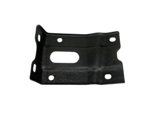 MR242624 (MITSUBISHI) Кронштейн переднього бампера правийMitsubishi Pajero Sport 99-09