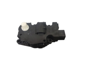 T2H8158 (JAGUAR) Шаговый двигатель печкиJaguar XF 15- Jaguar XE 15- Jaguar F-Pace 16-