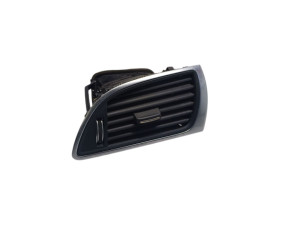 4G1820902C (AUDI) Дефлектор торпедо правыйAudi A6 11-18