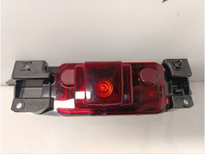 DN4J51650A (MAZDA) Фонарь в бампер задний противотуманный нижний центр