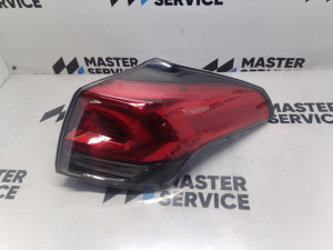 8155142202 (TOYOTA) Фонарь задний наружный правый