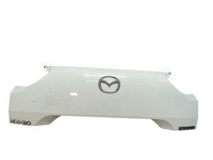 DN4F50850A33 (MAZDA) Накладка крышки багажника наружная центральнаяMazda MX-30 20-