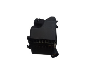 1770028301 (TOYOTA) Корпус воздушного фильтра 2.4MPI 16V, 2.0MPI 16VToyota RAV4 05-13