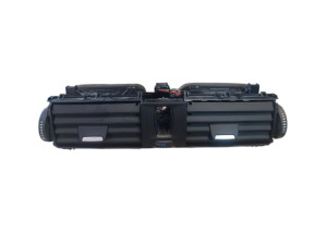 64229347436 (BMW) Дефлектор торпедо центральныйBMW 4 F32-36 13-20 BMW 1 F20/F21 11-19 BMW 3 F30-80 12-19