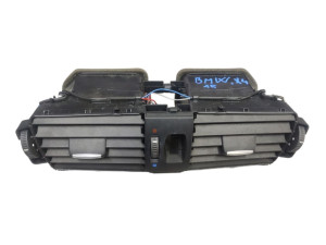 64229303407 (BMW) Дефлектор торпедо центральныйBMW X4 F26 14-17