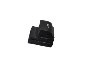 61319303662 (BMW) Кнопка открытие багажника из салонаBMW X4 F26 14-17 BMW X3 F25 10-17