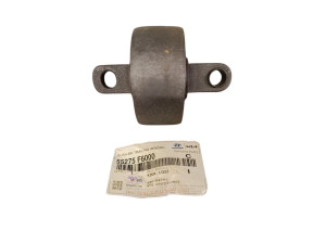 55275F6000 (MOBIS) Сайлентблок рычага заднего продольного правыйHyundai Elantra AD 16-20 Hyundai Sonata YF 09-14 Kia Optima 10-16