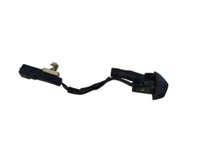 31301524 (VOLVO) Форсунка омывателя лобового стекла правая с подогревомVolvo S60 10-18 Volvo V60 10-18 Volvo XC60 08-17