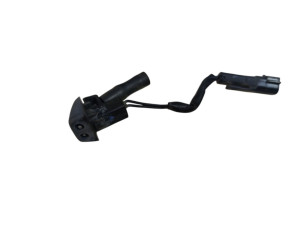 31301523 (VOLVO) Форсунка омывателя лобового стекла левая с подогревомVolvo S60 10-18 Volvo V60 10-18 Volvo XC60 08-17