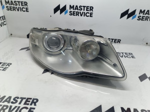 7L6941032C (VW) Фара права ксенон адаптивна 07-