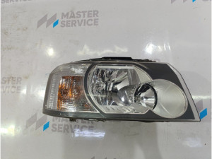 LR001560 (LAND ROVER) Фара правая галогенная