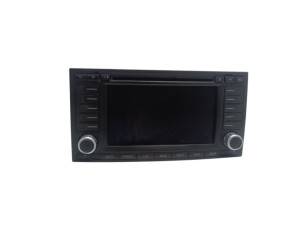 7L6035177E (VW) Магнитола штатная с навигациейVW Touareg 02-10