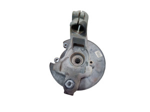 LR001129 (LAND ROVER) Цапфа задняя левая в сборе со ступицейLand Rover Freelander 06-14